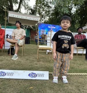 AB6DA68D-6C69-475D-8A17-49539FA813F5